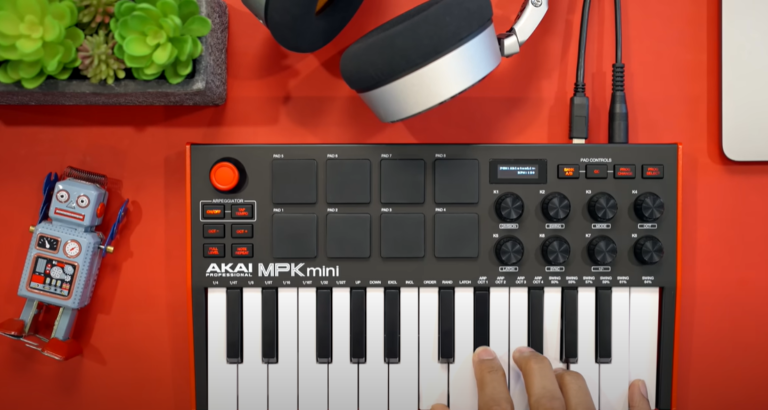 midi-controller-vs-keyboard-what-s-the-difference-musicprofy