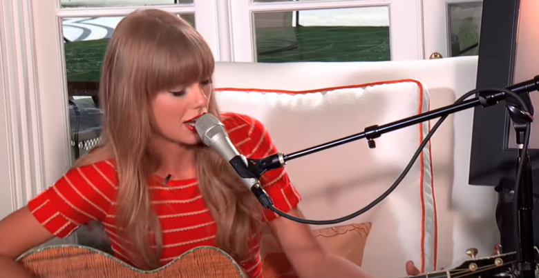 What Kind of Guitar Does Taylor Swift Play? - MusicProfy