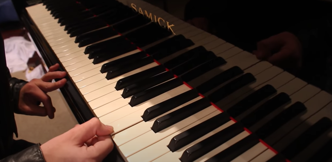 Advantages of Samick piano?