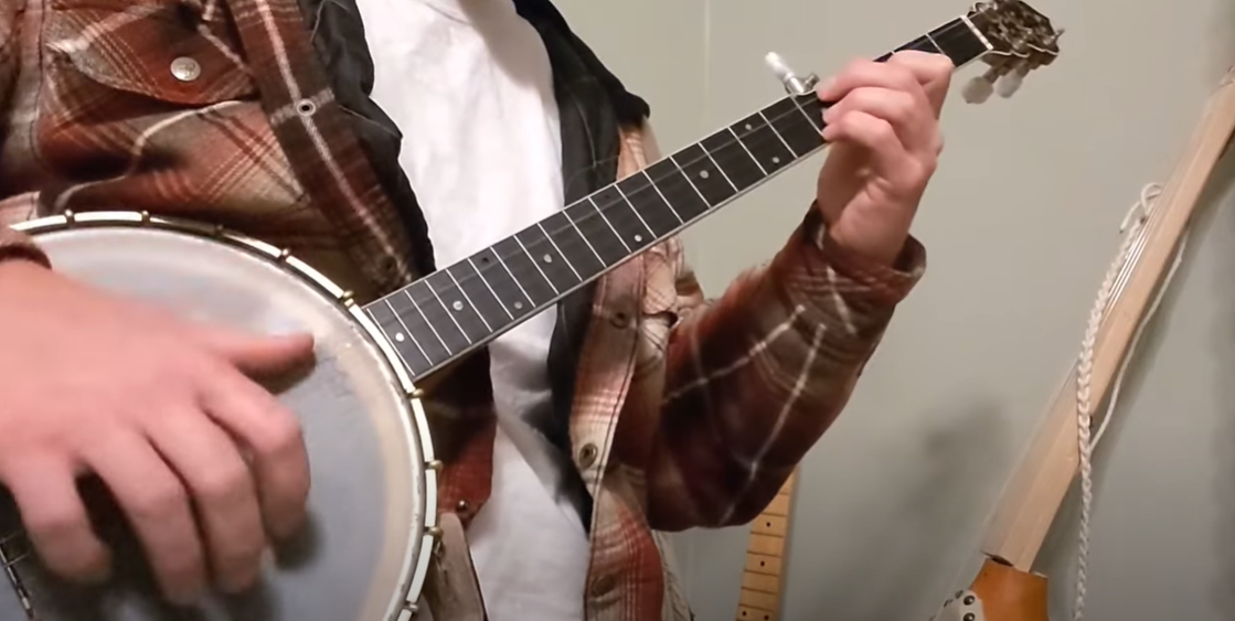 Is clawhammer banjo easier?