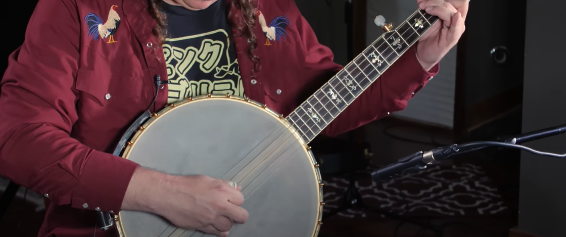 Is it harder to play a banjo